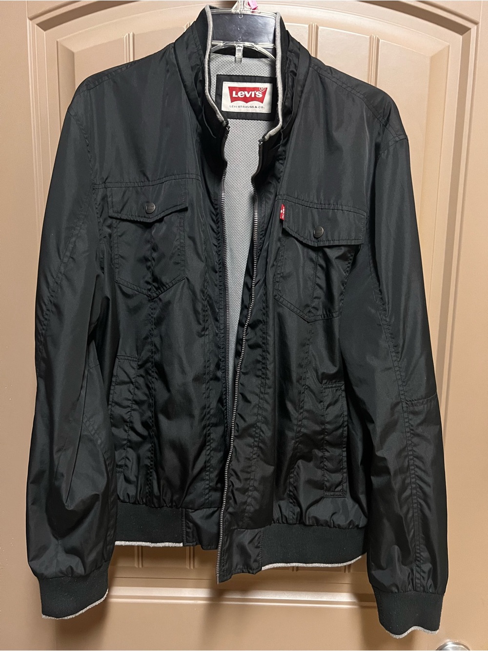 Levi’s Black Utility Bomber Jacket Men’s Large